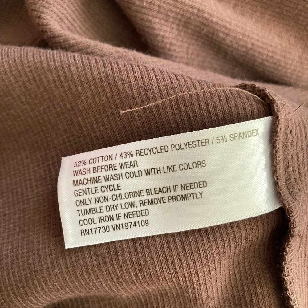 Universal Thread | NWT Women’s Off The Shoulder Long Sleeve Ribbed Dress - Picture 6 of 6